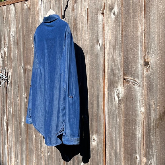 Dip blue button down top size small - Picture 16 of 17